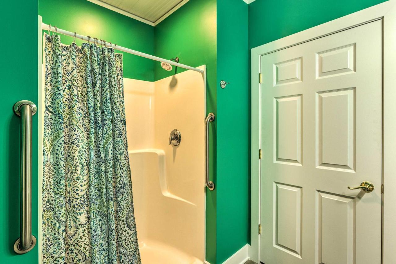 Charming Retreat Near Downtown Frankfort And Beaches 외부 사진
