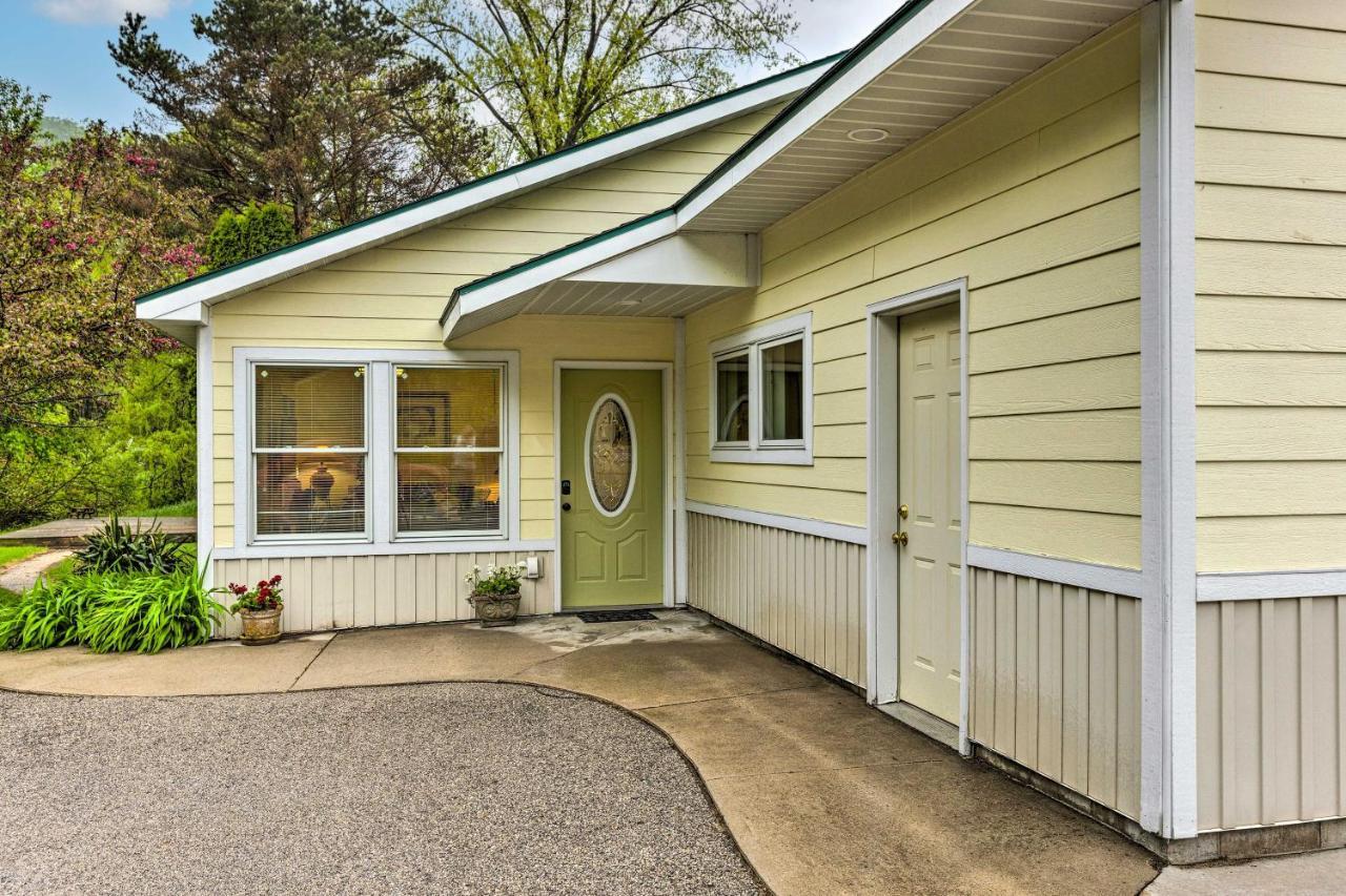 Charming Retreat Near Downtown Frankfort And Beaches 외부 사진